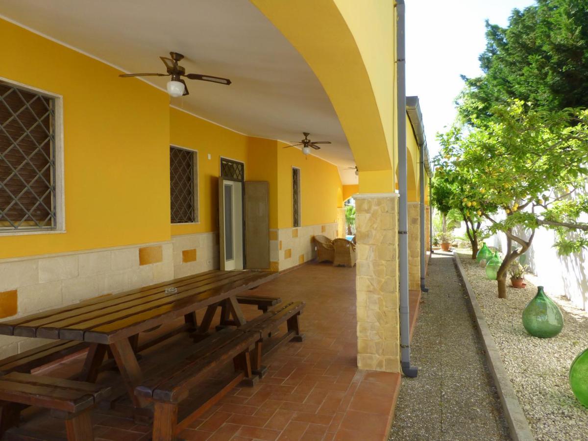 Villa Suzannah Lendinuso Luaran gambar
